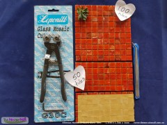 S0515_1.5x1.5x4mm_smalto_glass_mosaic_tile_themosaicmall_brickswirl